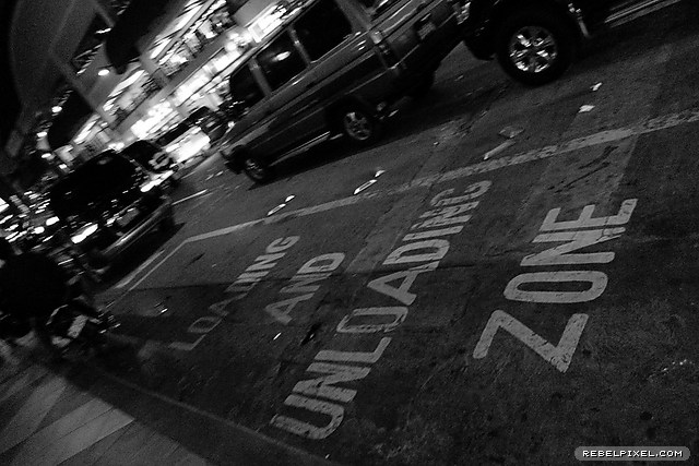 Loading and unloading zone, empty.